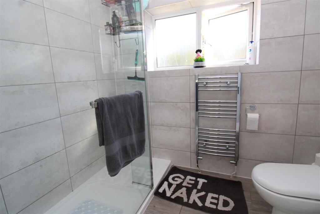 shower room.JPG