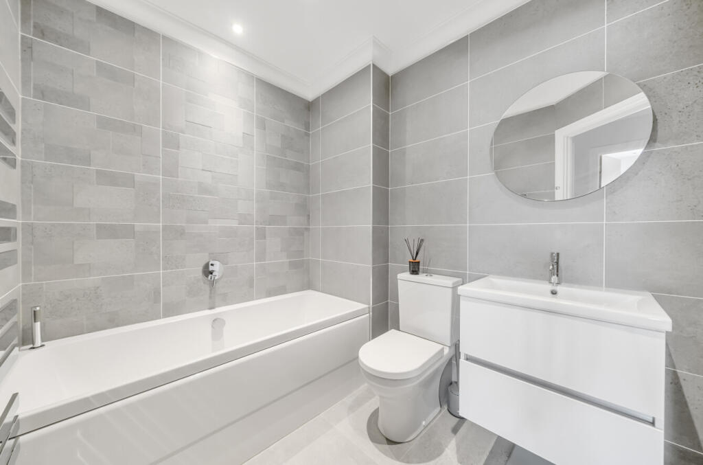 1317509-12-68625f...