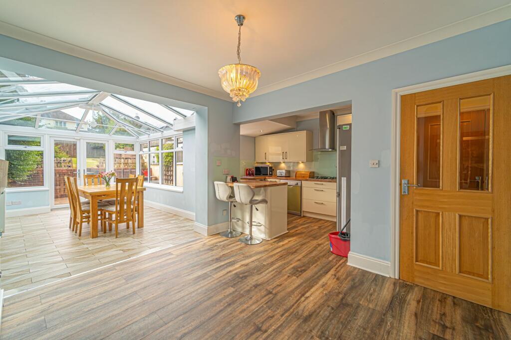 Kitchen/Diner/Conservatory