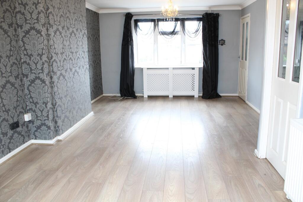 Lounge / Dining room