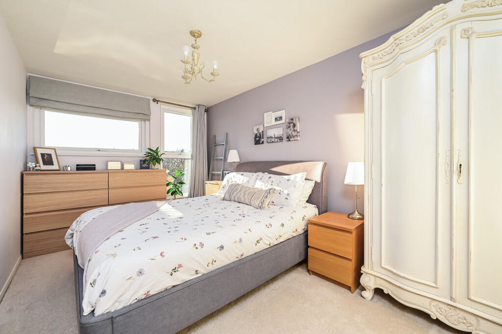 69-robins-grove-c...