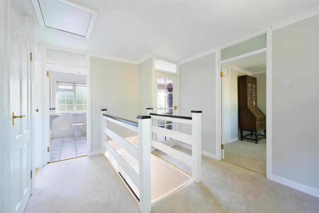 ANDERSON CLOSE,  (2).jpg