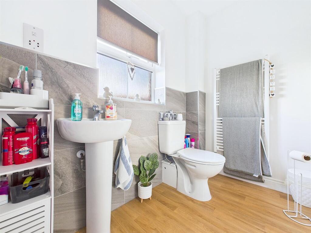 En-suite Shower Room