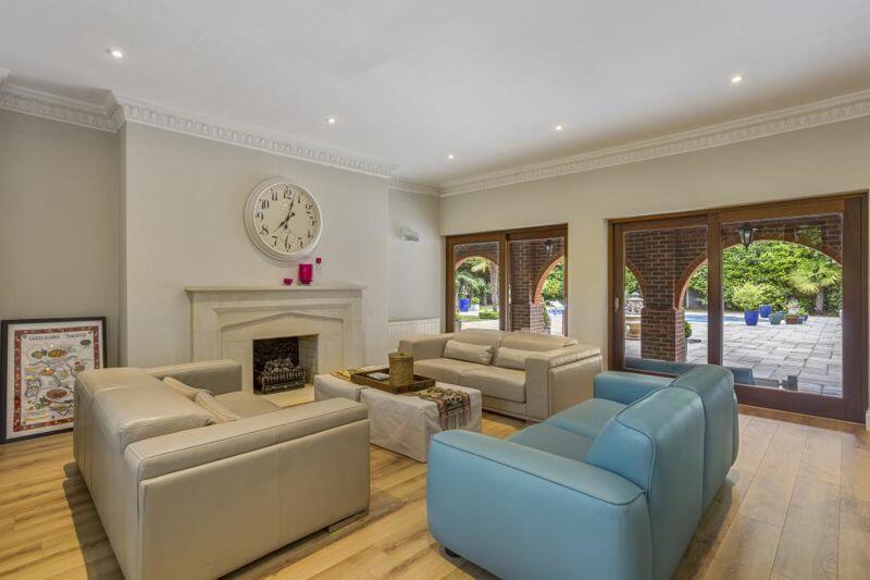 Living room with fire place