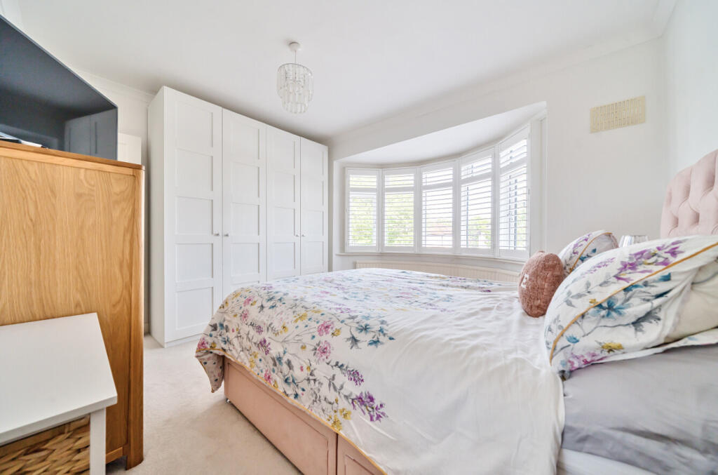 1316096-12-685d98...