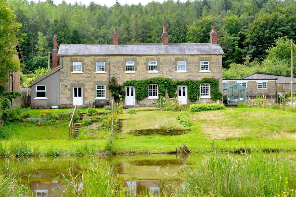 Railway Cottages.jpeg