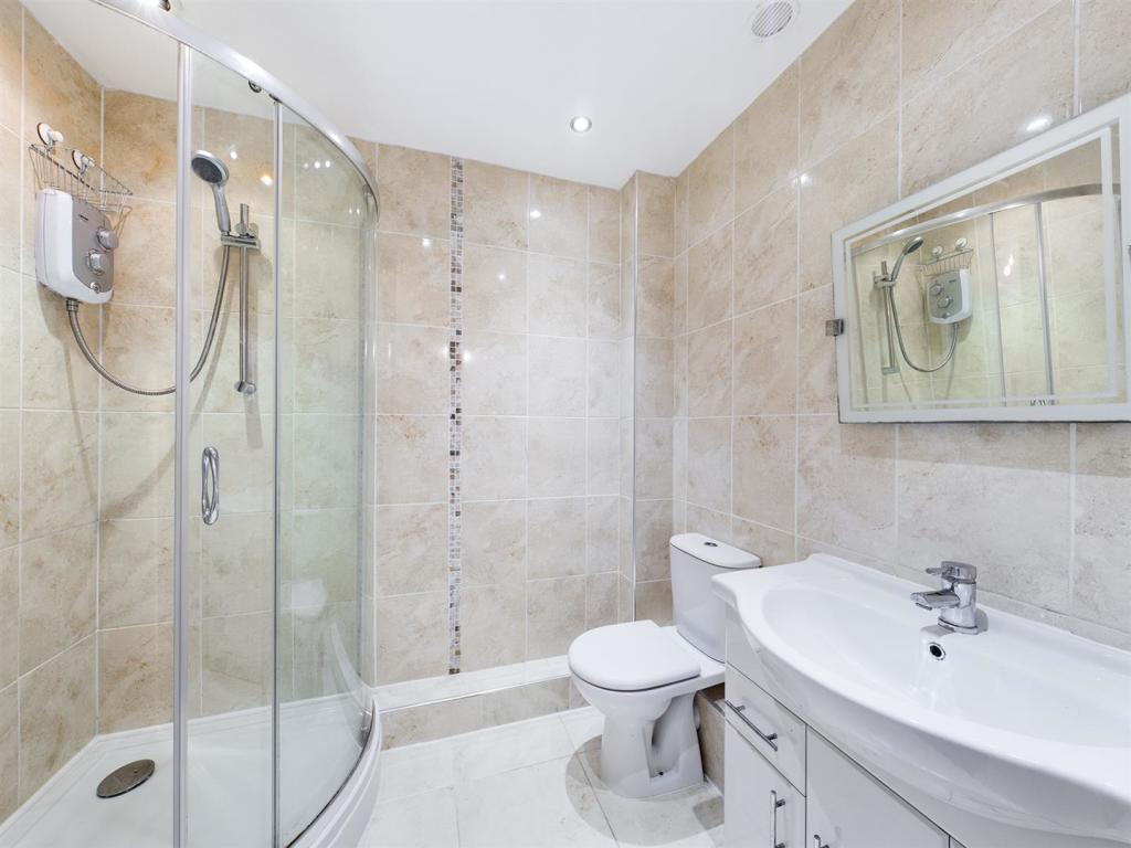 73 Dale Road Shower Room
