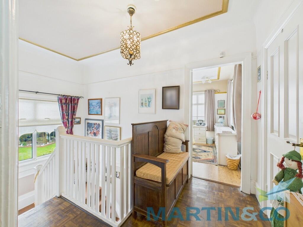 CAM01870G0-PR0161...