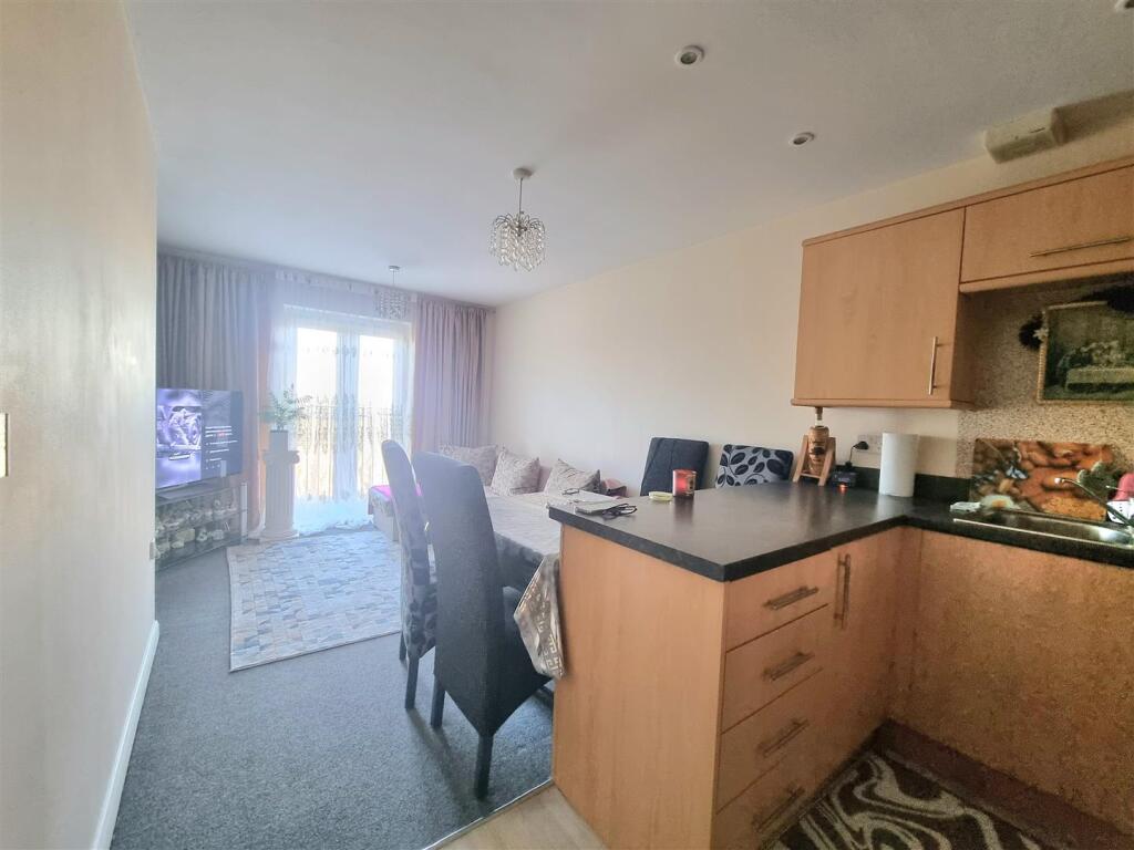 Kitchen Living Area