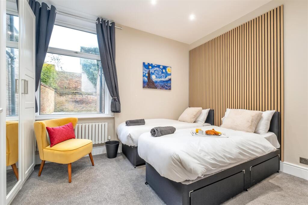 Apt 1, 6 Mapperley Park Drive Mapperley NG3 5BX
