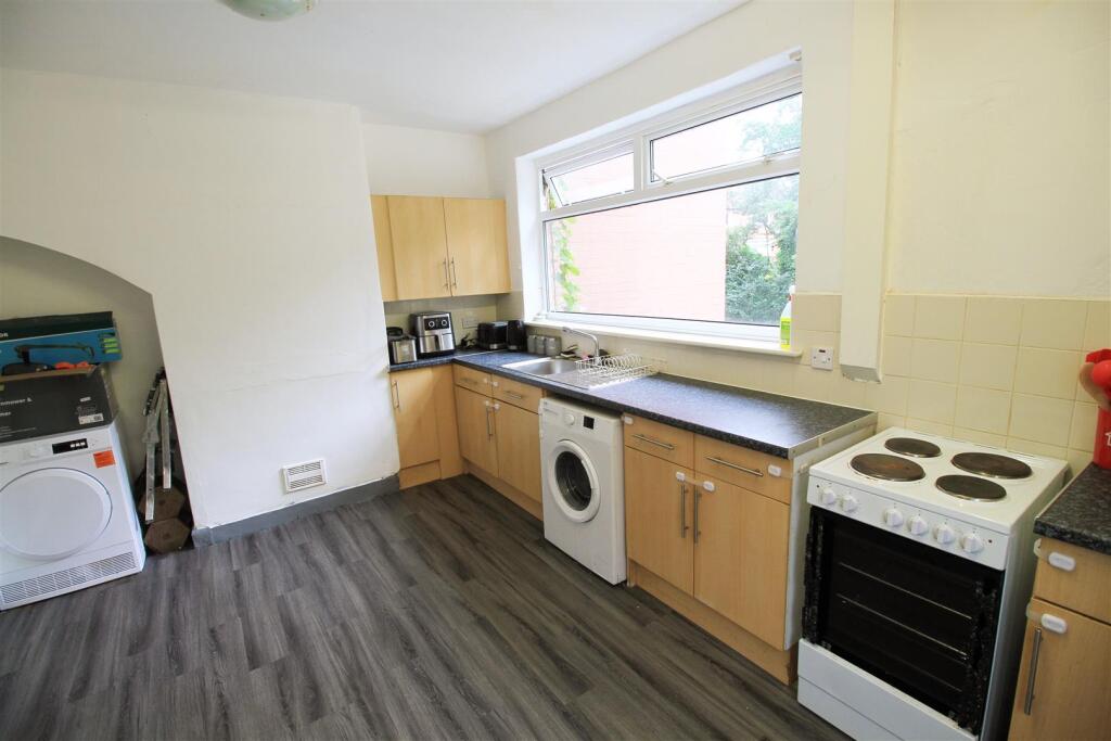 Kitchen..jpg