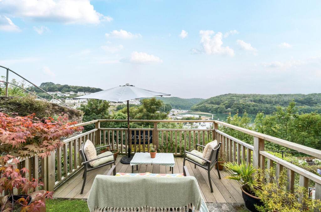 Front Terrace &amp; View