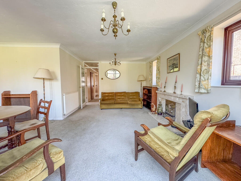 lounge 2