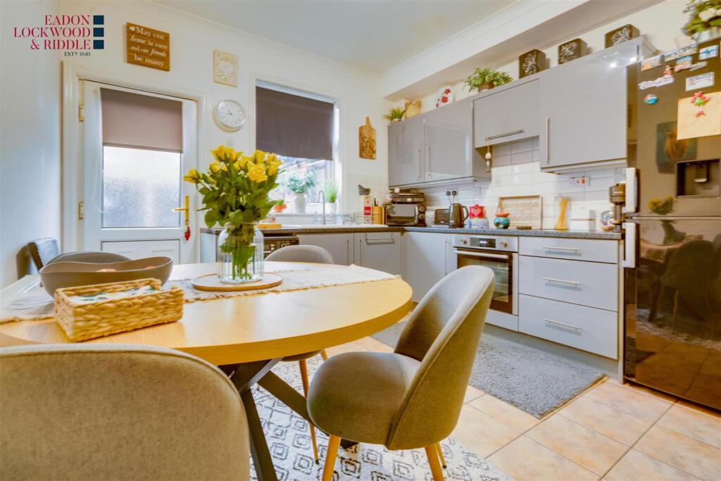 Kitchen Diner