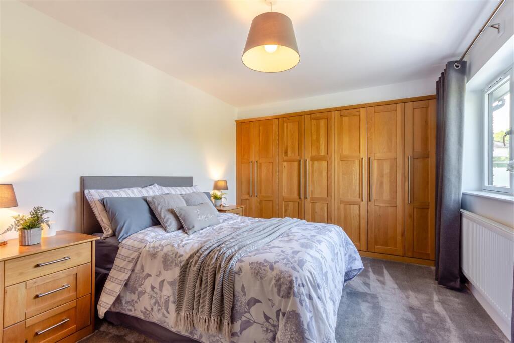 8645460-interior42.jpg