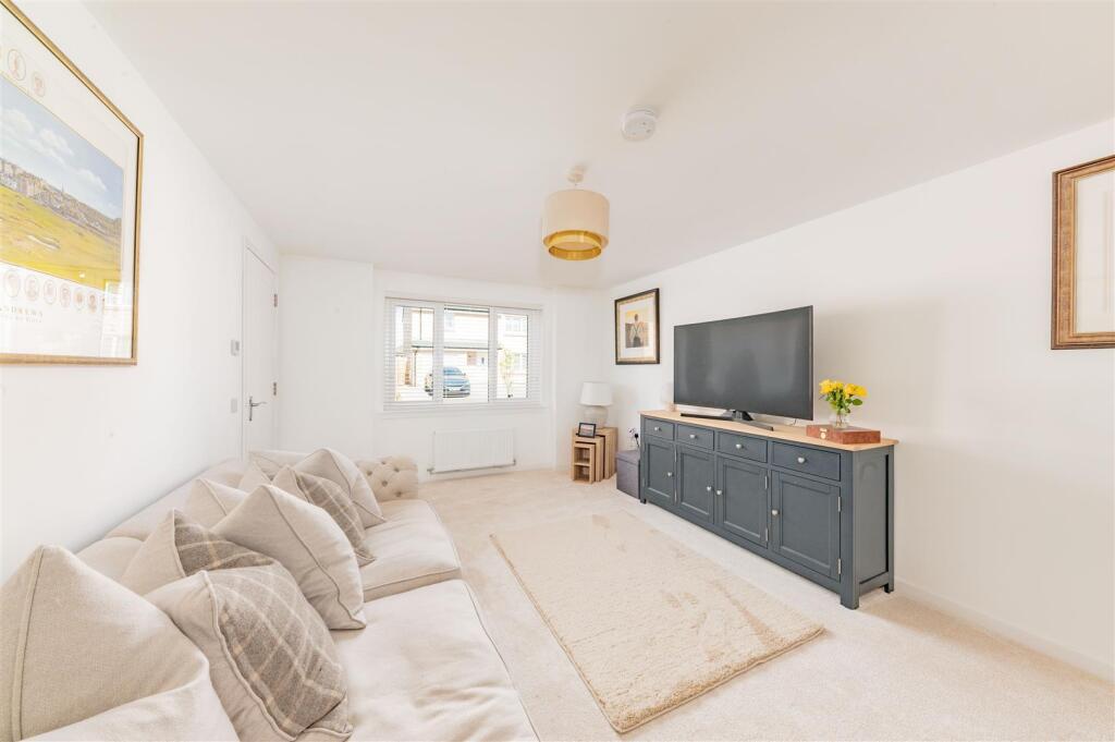 25 Selfridge Crescent Carnoustie-8.JPG