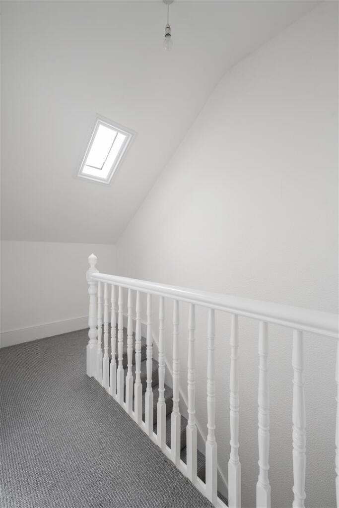 Hallway-3.jpg