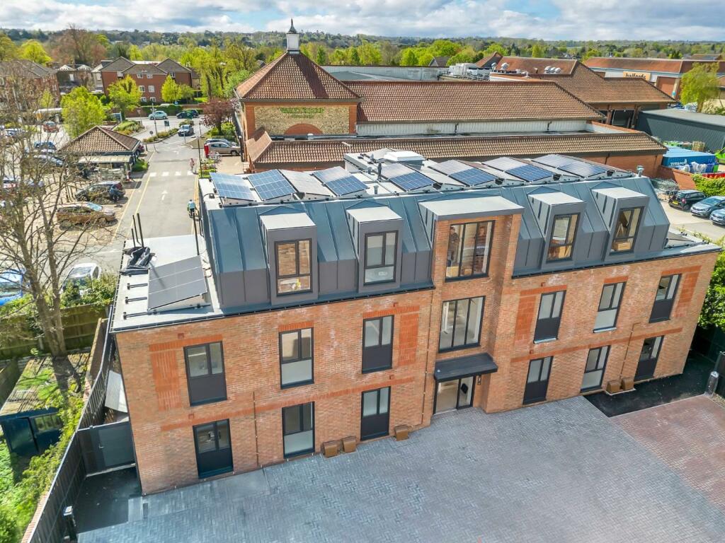 Apartment 2_Saddler's Court [Aerial Elevation 01] 