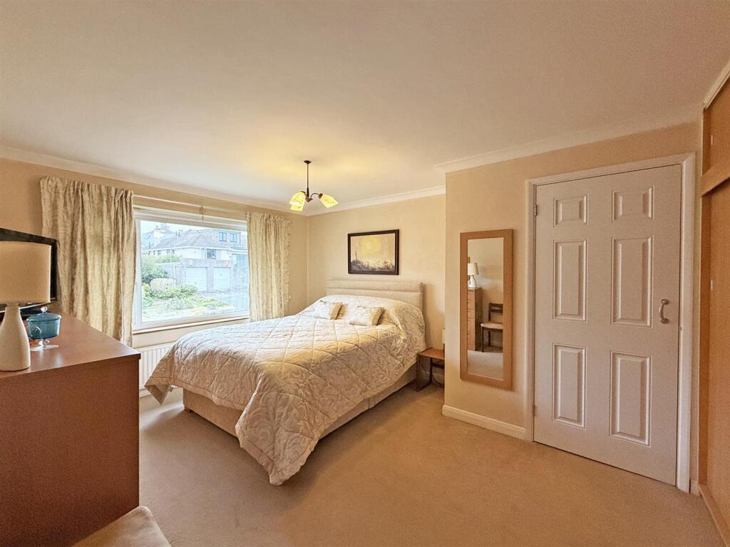 Pilgrim Close 7 - Bed 1.jpg