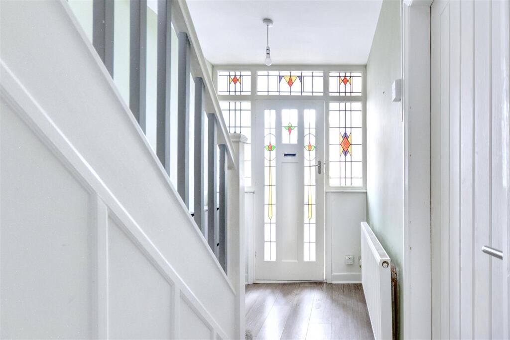 Entrance Hall_1.jpeg