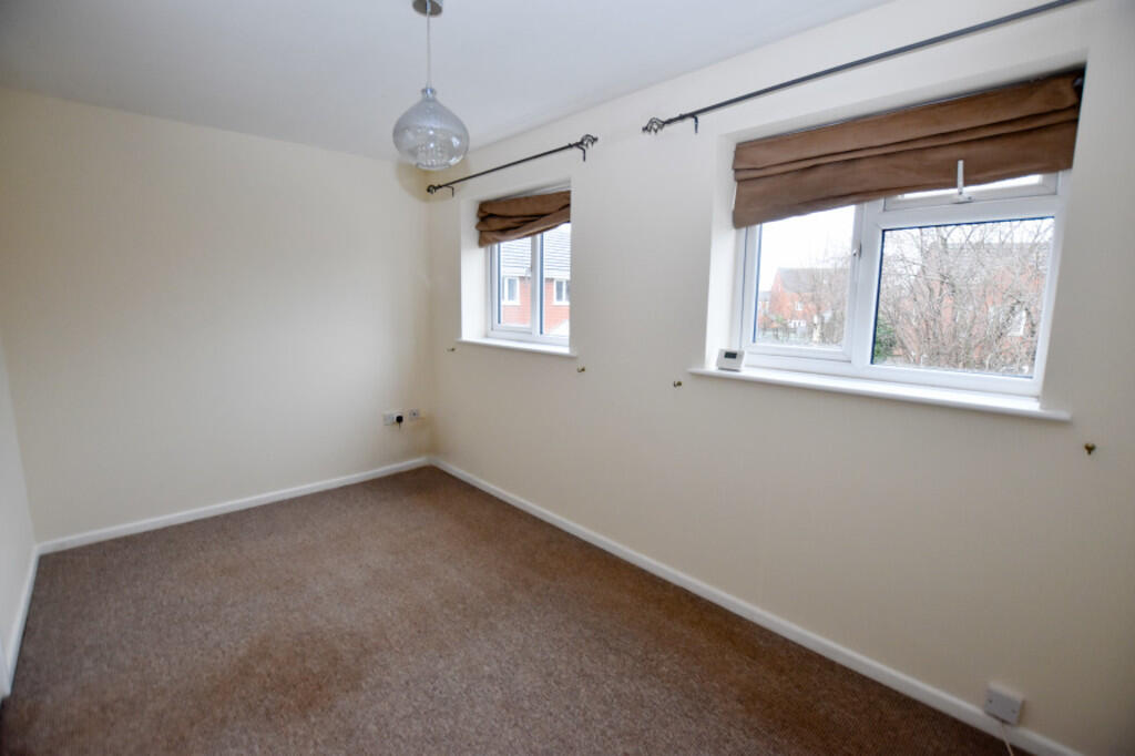 Bedroom 1a