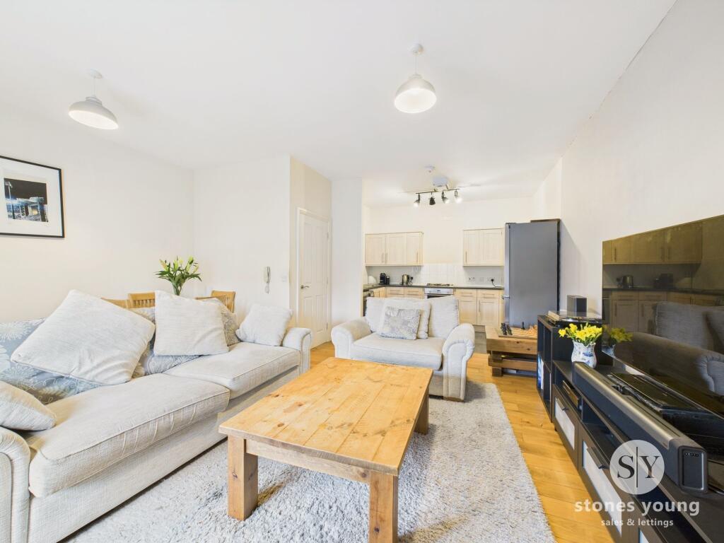 Open Plan Lounge &amp; Dining Room
