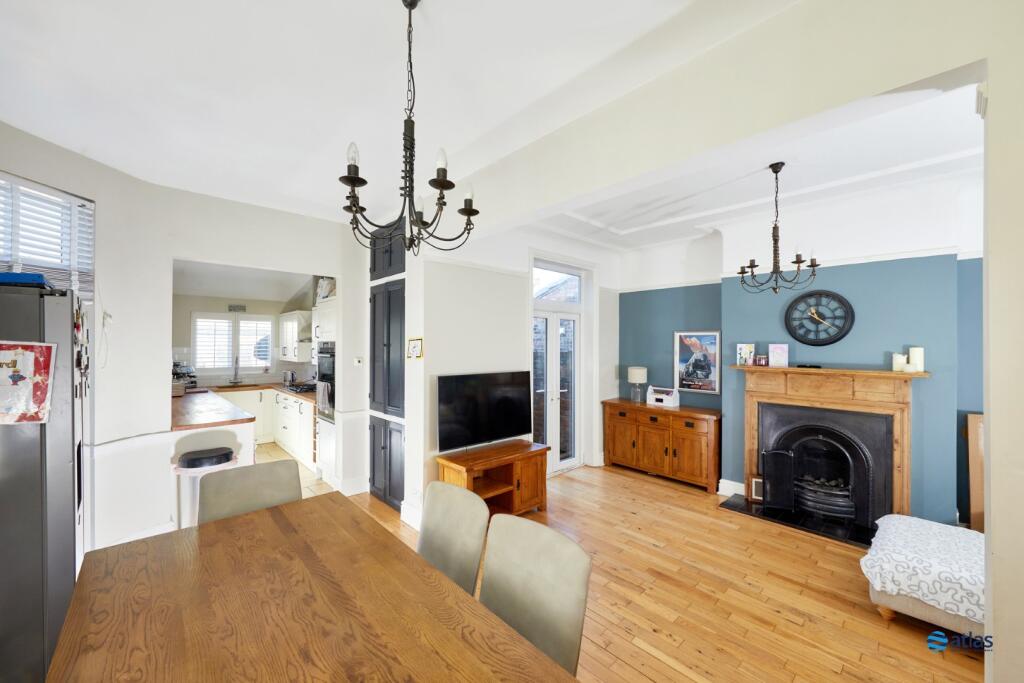 Open Plan Kitchen/Living