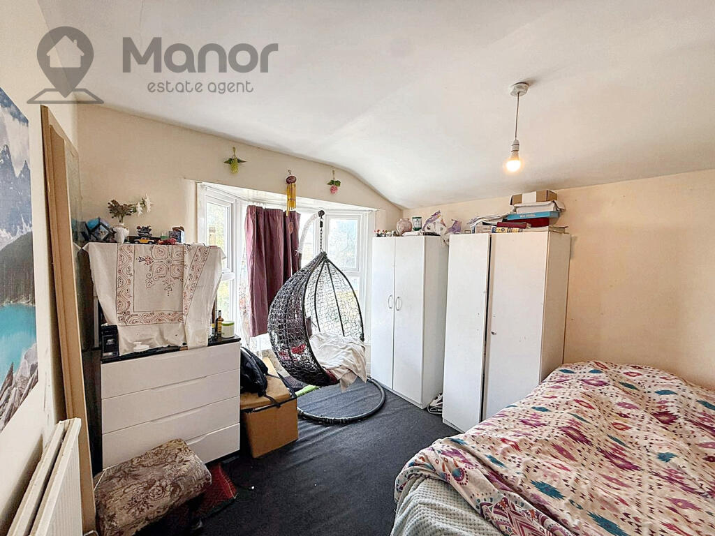 WhatsApp Image 2025-10-04 at 13.08.03 (2)