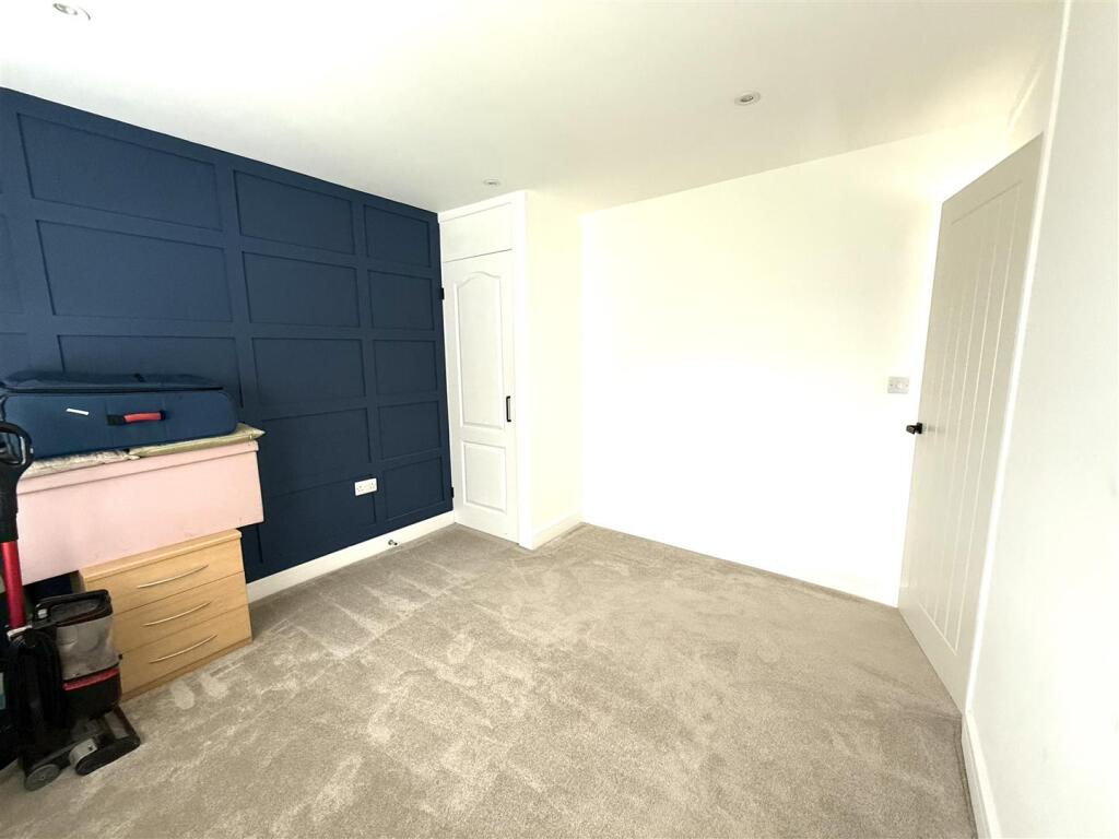 71 old eaton bed 2.jpeg