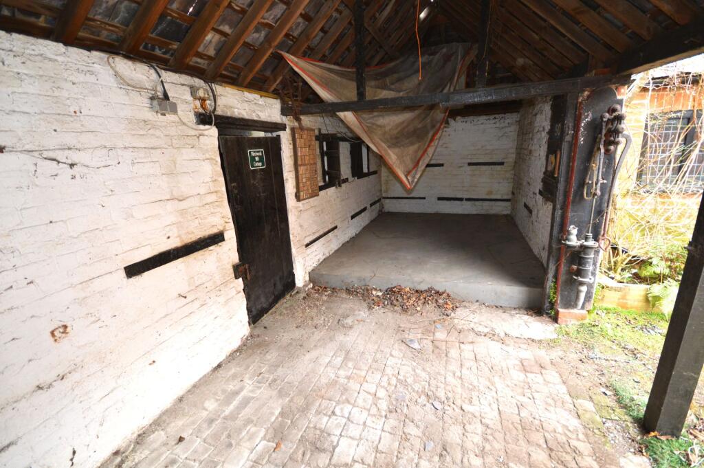Outbuilding workshop