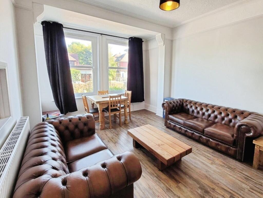 pbox-living_room-335577.jpg