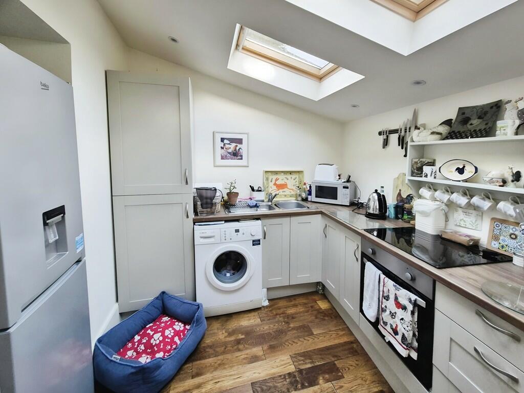 b03a3335-10000158...