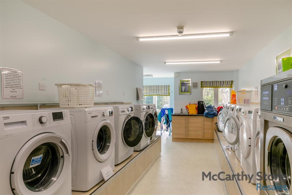 8641860-interior22.jpg