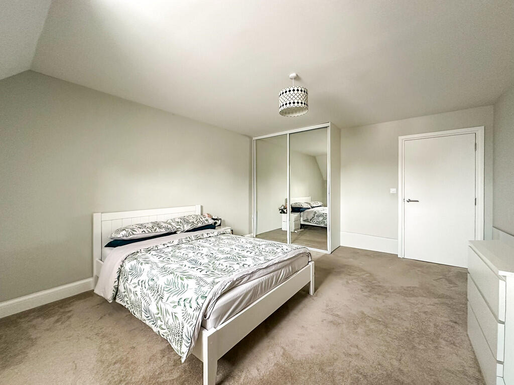 Bedroom (2)