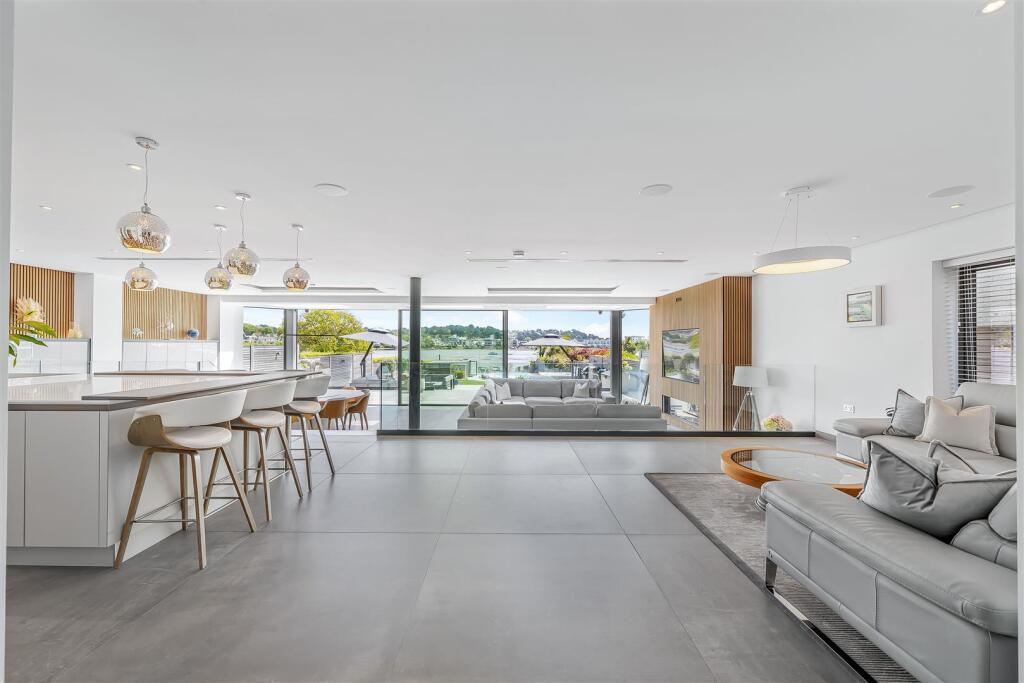 Open Plan Living