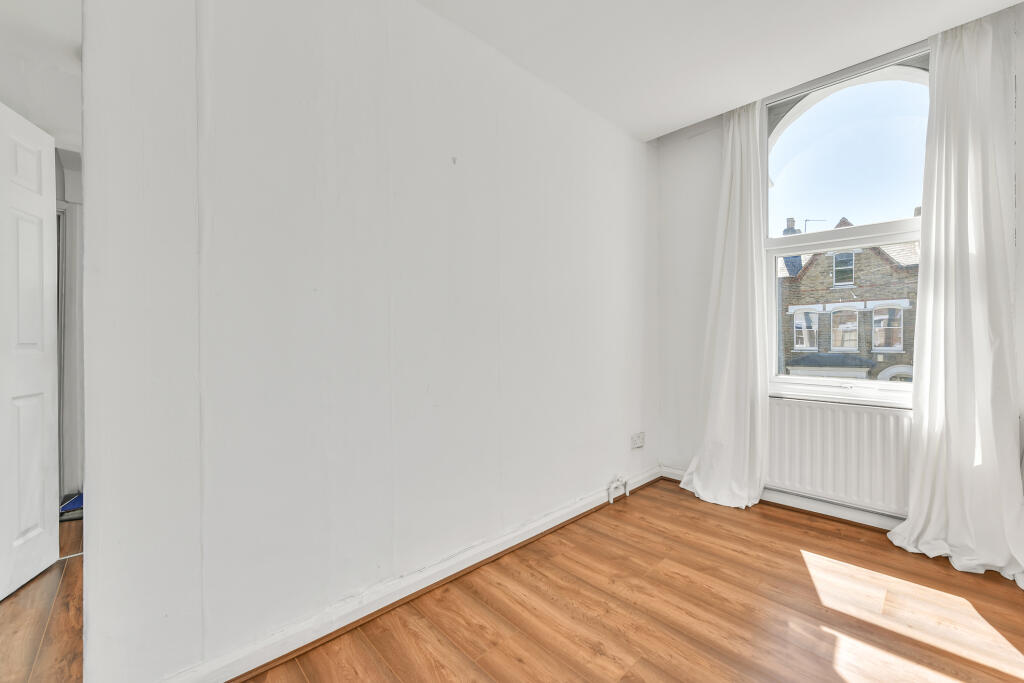 35B Grove Hill Road, Camberwell, London, SE5 8DF