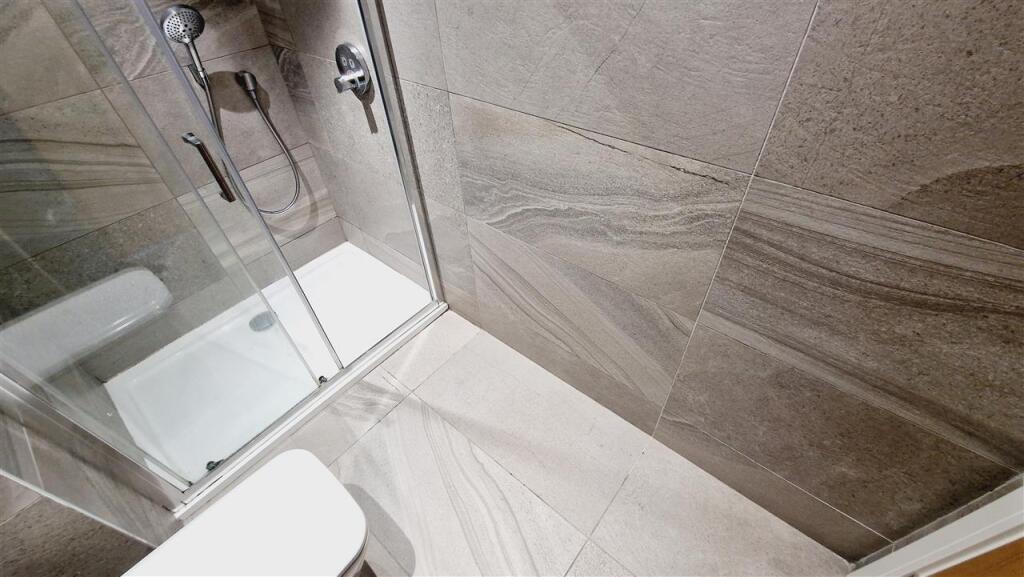 Alternative Shower