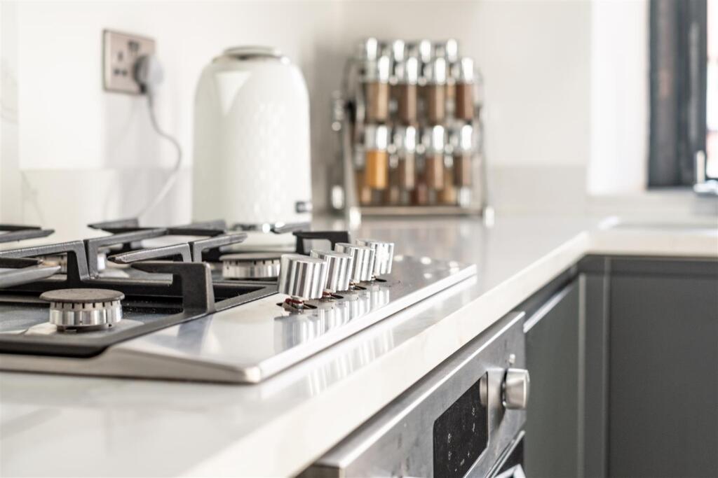 Constables - School House, Burton Road-32.jpg