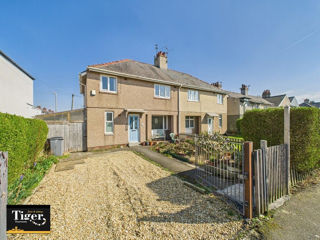 CAM02176G0-PR0526...