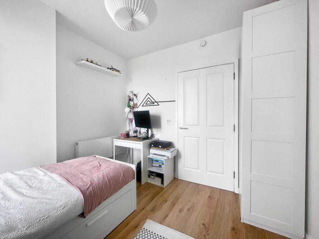 bedroom2