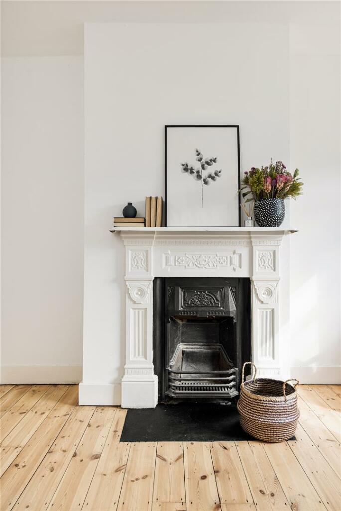 Scarborough Road E11