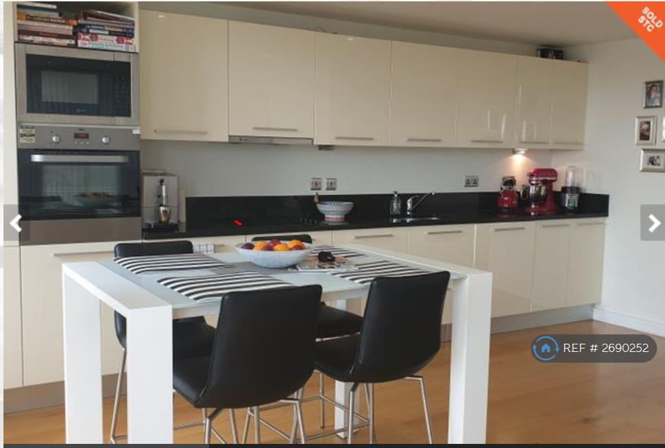 Open Plan Italian Kitchen 