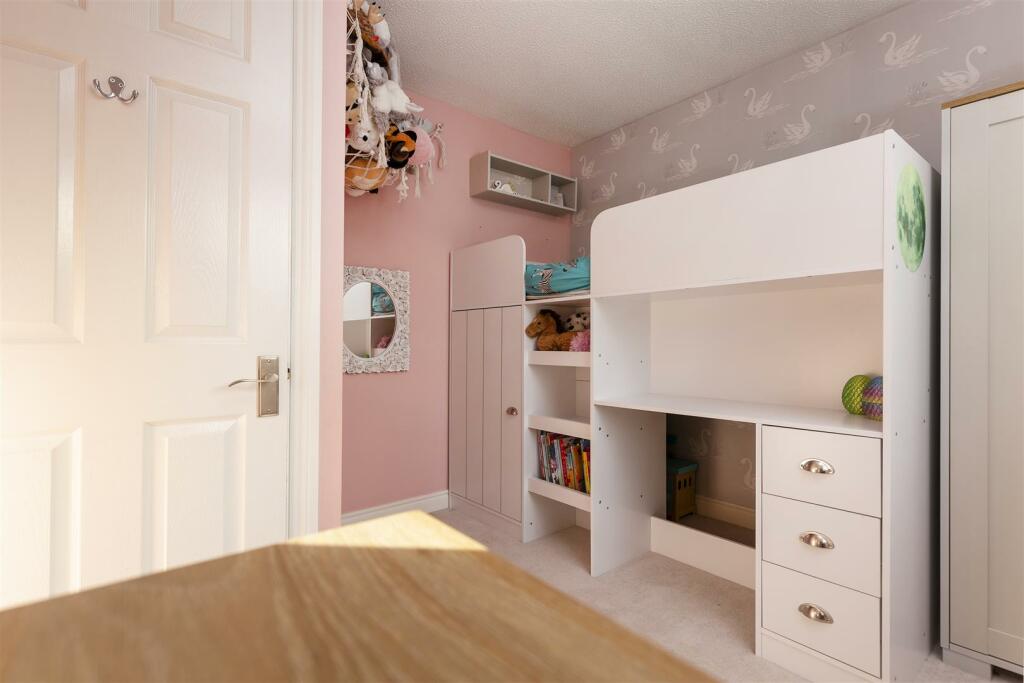 Bramleys Estate Agents - Chadwick Hall Gardens - M