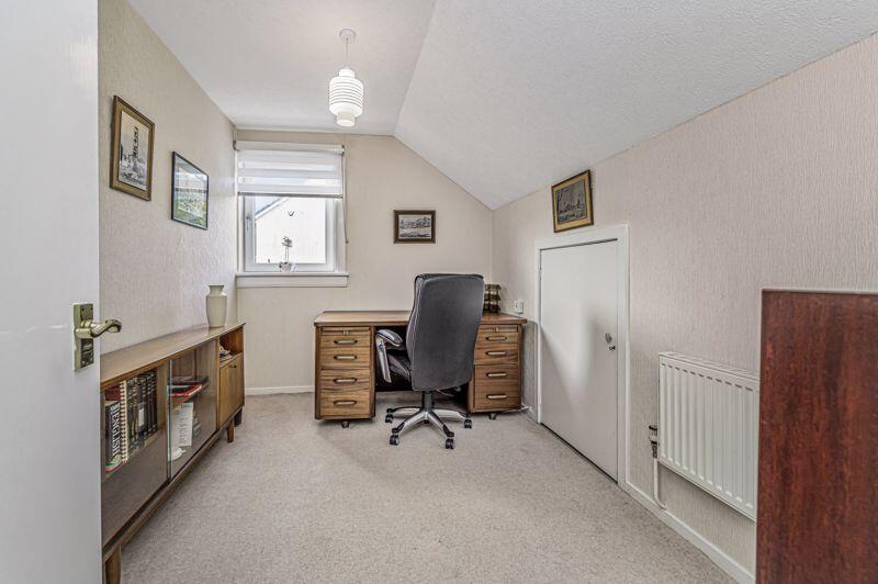 Upper Bedroom 5/Office