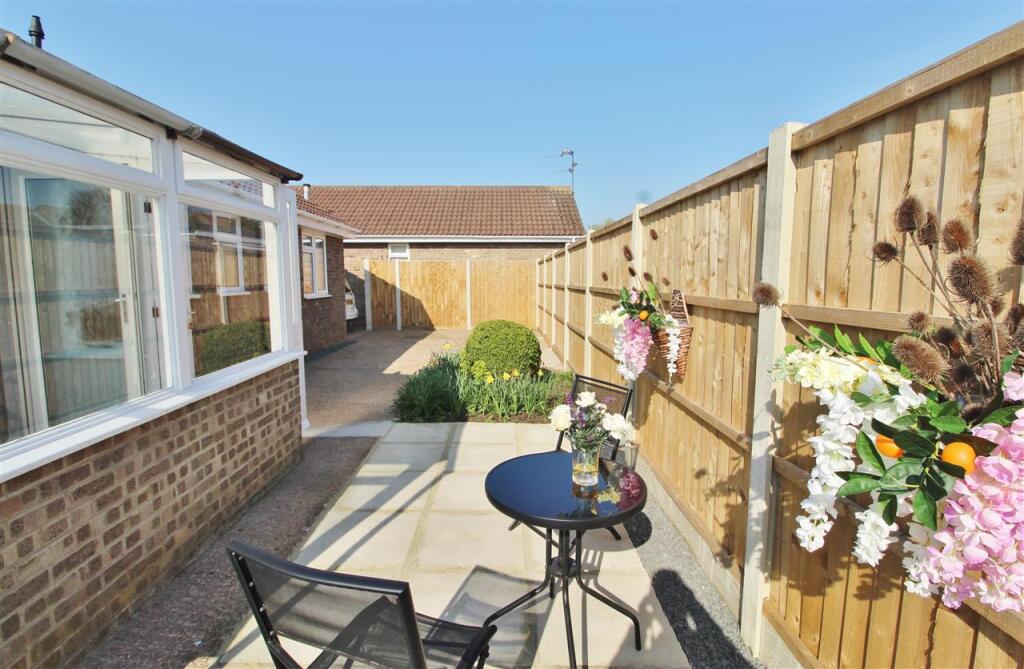 REAR GARDEN -