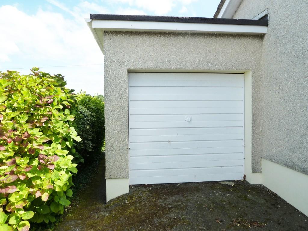 Integral garage