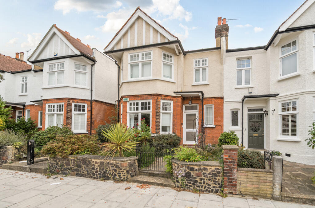 1370709-2-68f1fef...