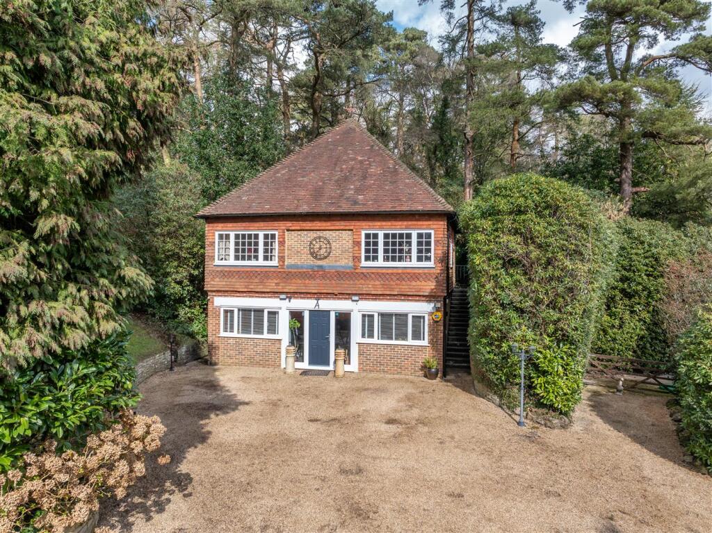 The Cottage - drone high res-10.jpg