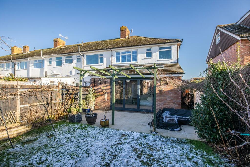 53 Cranleigh Road12.jpg