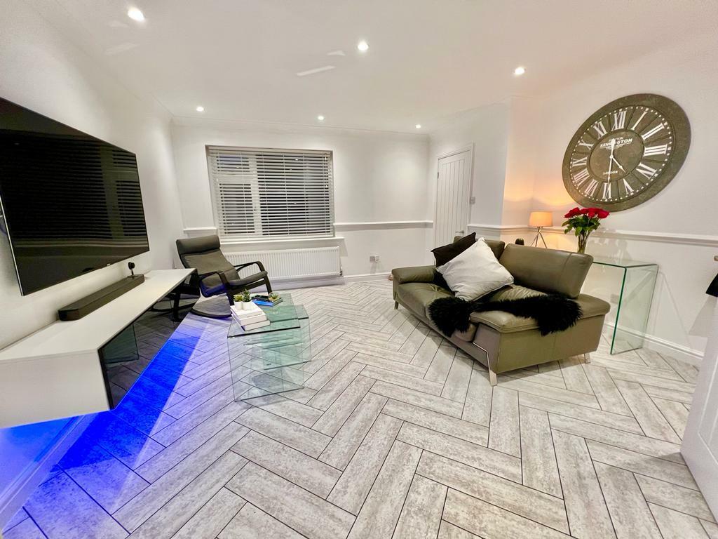 PHOTO-2023-11-30-13-37-18 (15).jpg